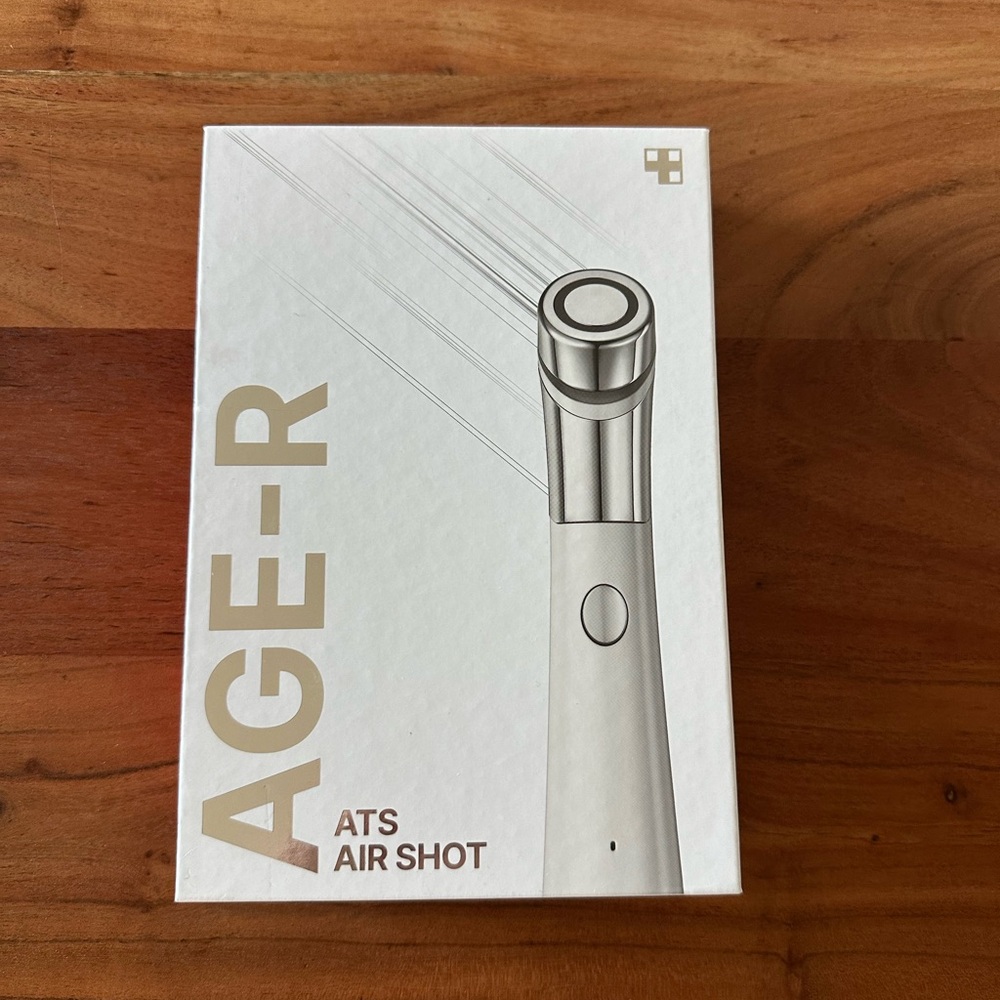 ❌SOLD❌K-Beauty Medicube Age-R Pore Care Tightening Device